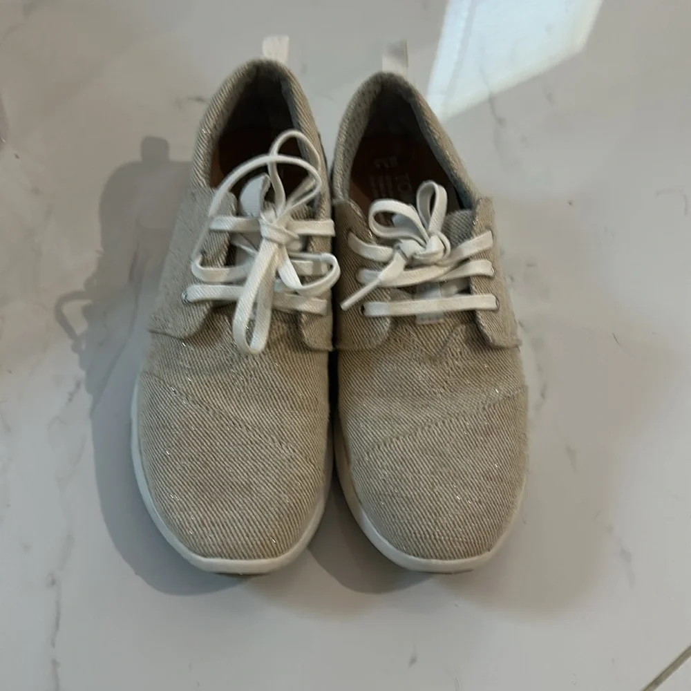 TOMS Del Rey Shoe-Natural Metallic Linen - Picture 2 of 3